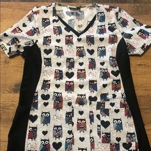Cherokee Owl Print Scrub Top